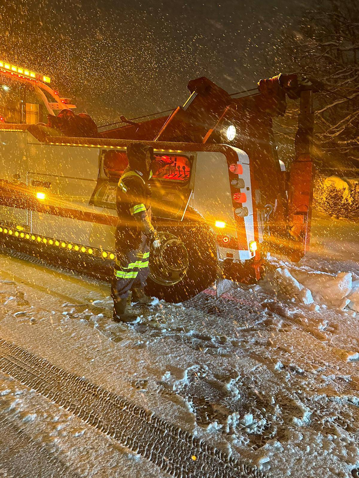 Mickabella Towing & Recoverys (34)