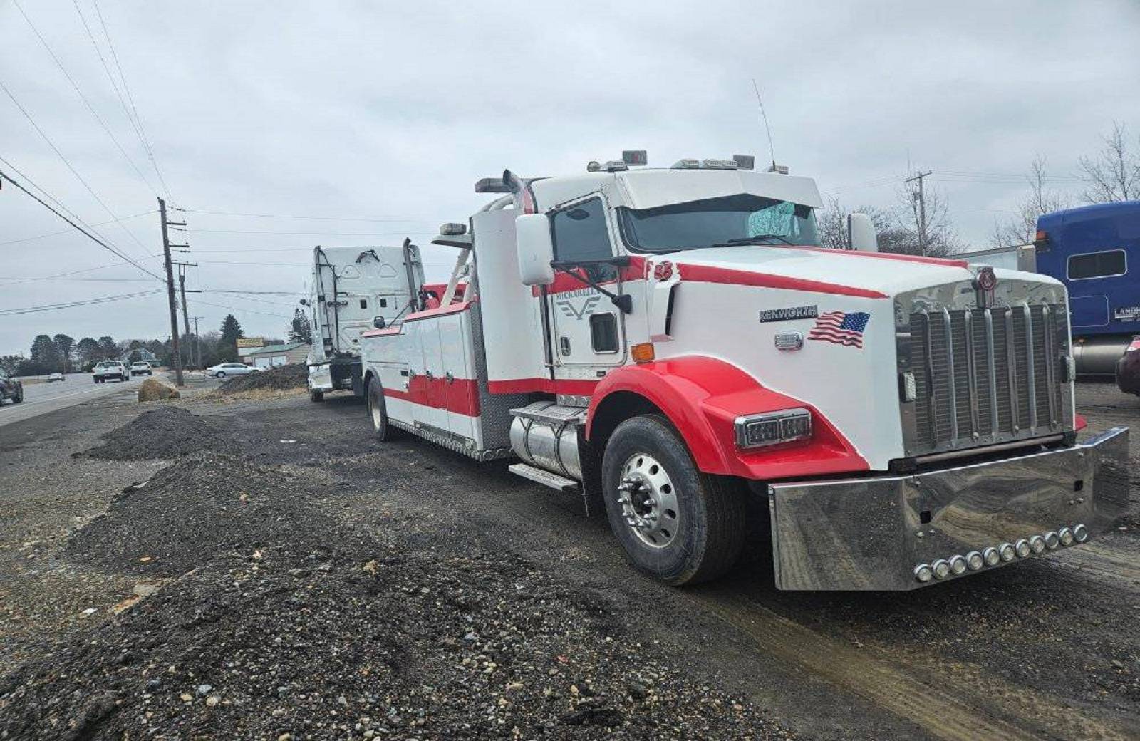 Mickabella Towing & Recoverys (9)